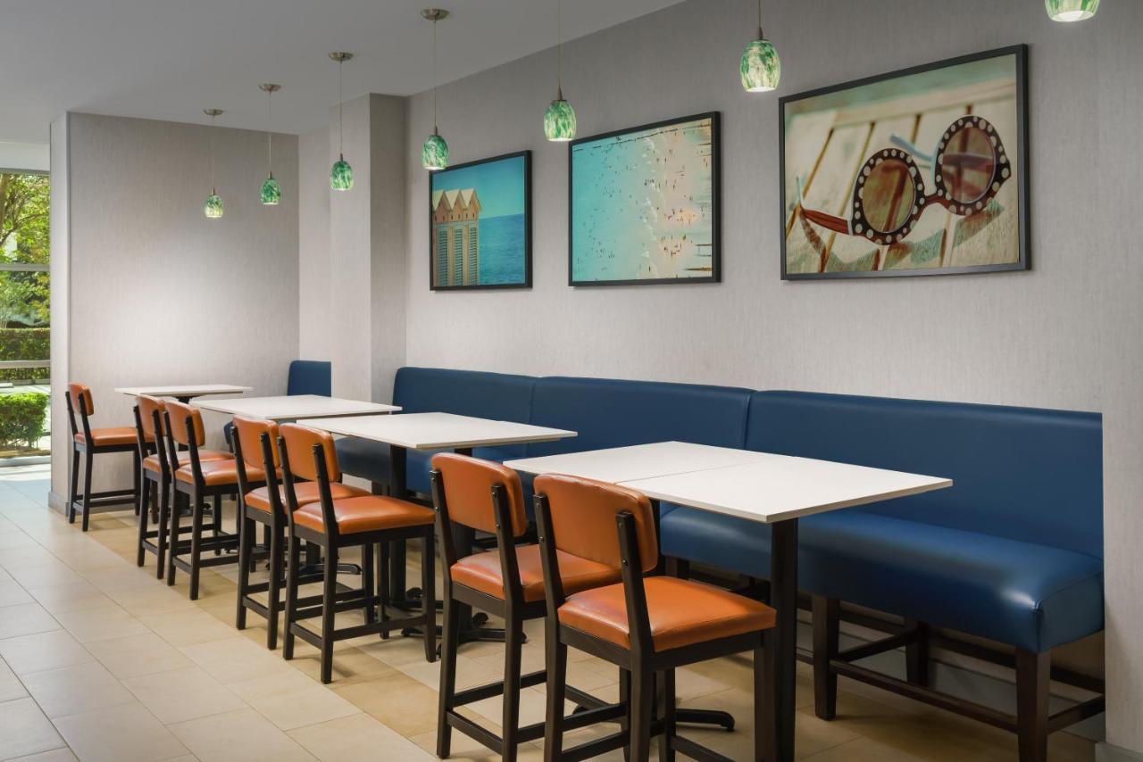 Hyatt House Lauderdale Airport/cruise Port Hotel 3*