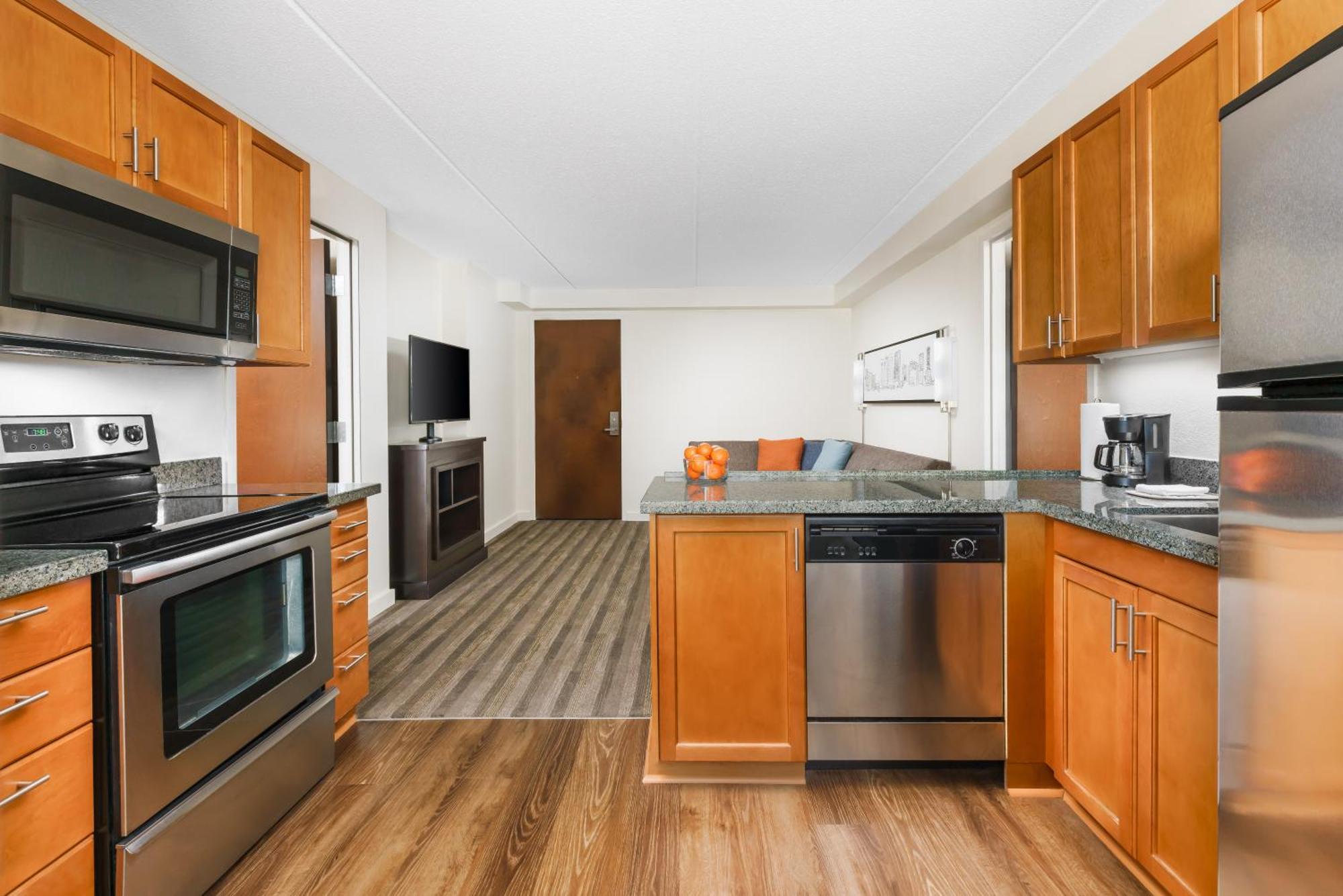 Hyatt House Lauderdale Airport/cruise Port Hotel