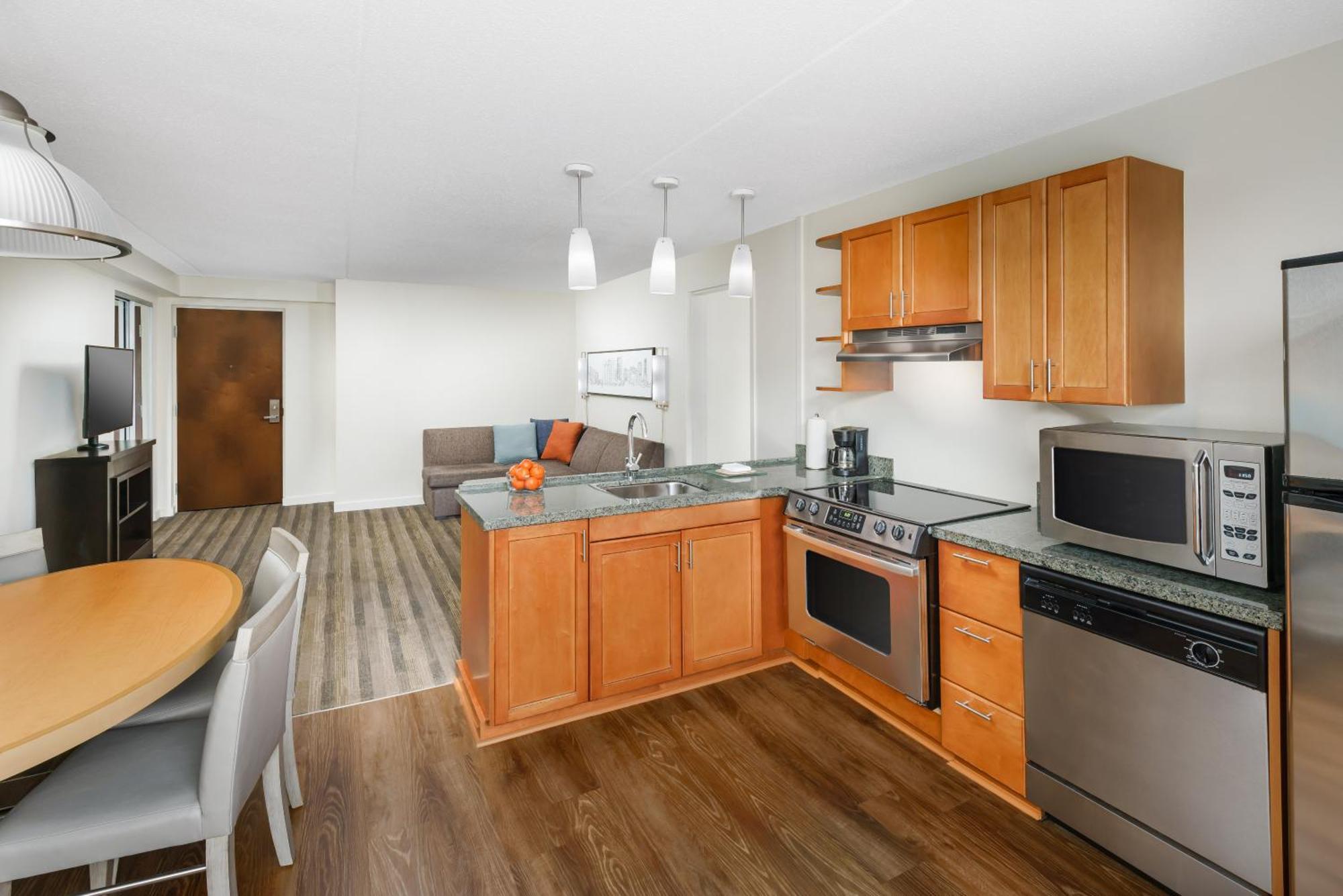 Hyatt House Lauderdale Airport/cruise Port Hotel 3*
